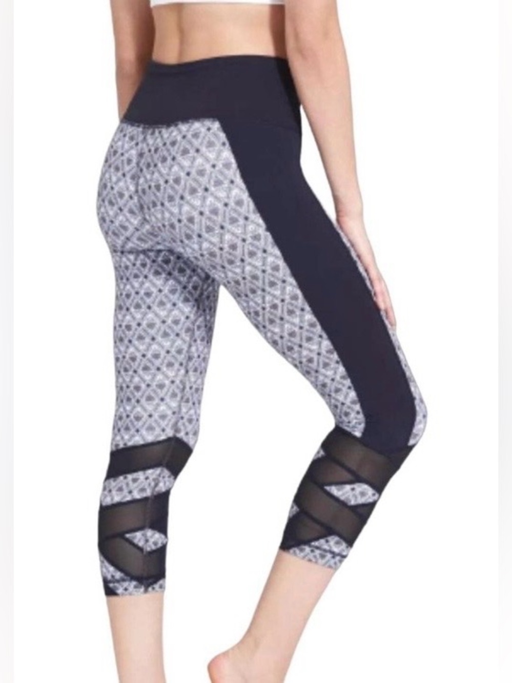 Athleta Mantra Capri Yoga Pant Legging Small